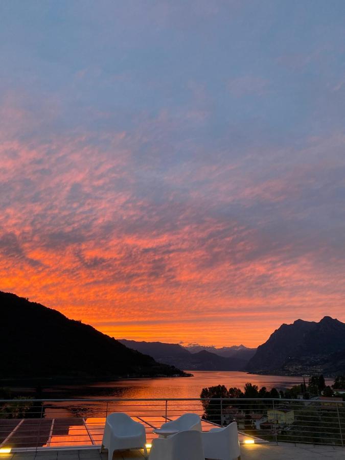 Vela di Soleville camere vista lago con ristorante e pizzeria Sale Marasino Esterno foto